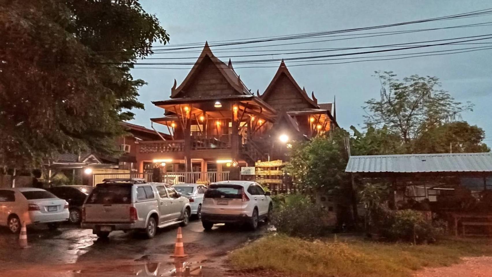 บ้านเรือนไทยมะลิเมืองเก่า Sukhothai Exterior foto